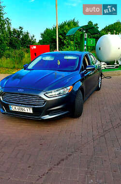 Ford Fusion 2015