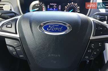 Седан Ford Fusion 2013 в Александрие