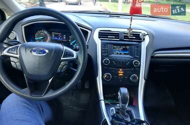 Седан Ford Fusion 2013 в Александрие