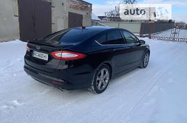 Седан Ford Fusion 2015 в Володимир-Волинському