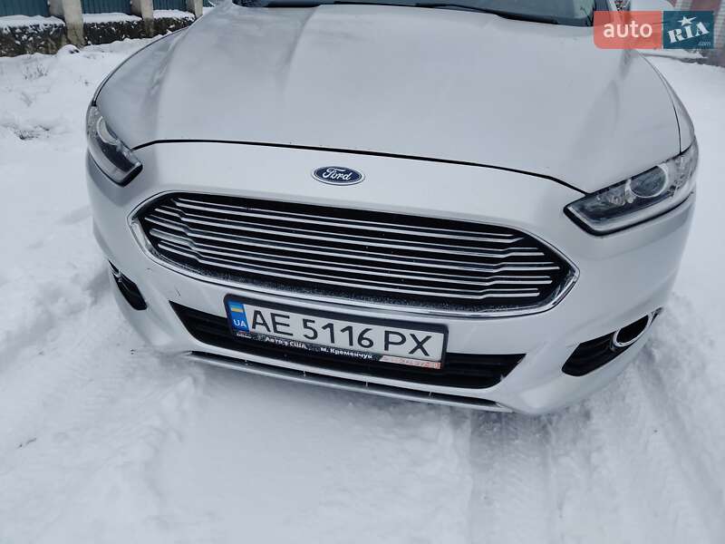 Седан Ford Fusion 2014 в Благовіщенську