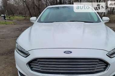 Ford Fusion 2016