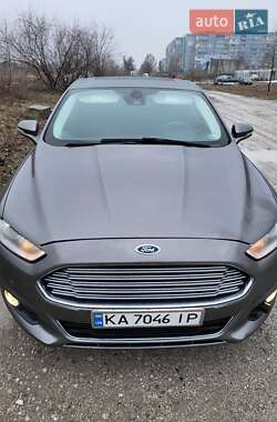 Седан Ford Fusion 2013 в 