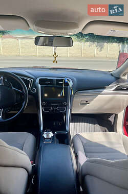 Седан Ford Fusion 2016 в Тернополе