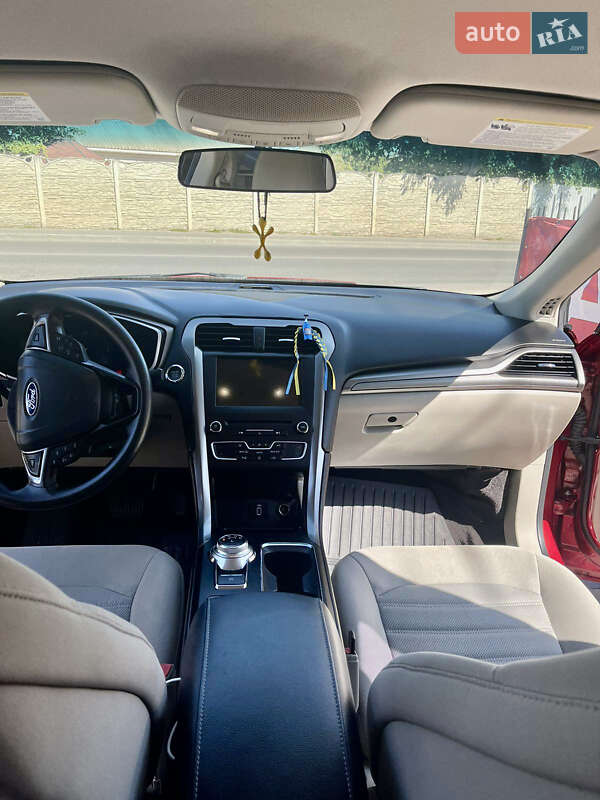 Седан Ford Fusion 2016 в Києві фото 2 Седан Ford Fusion 2016 в Києві