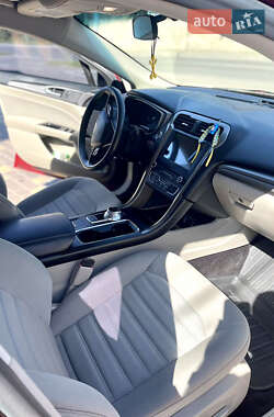 Седан Ford Fusion 2016 в Тернополе