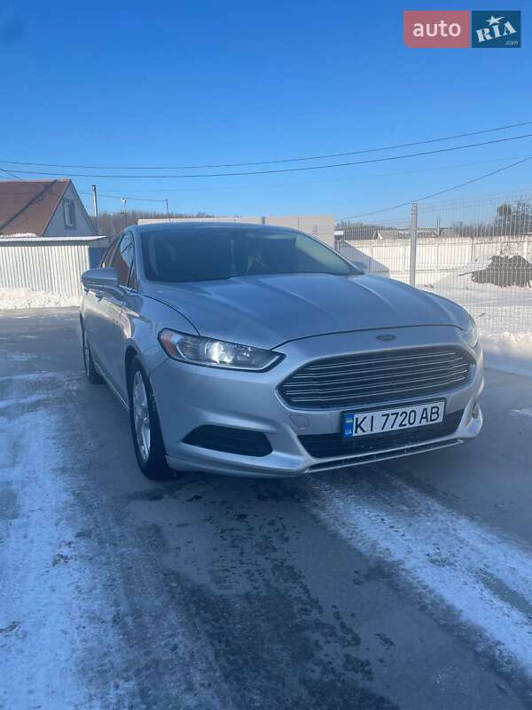 Ford Fusion 2016