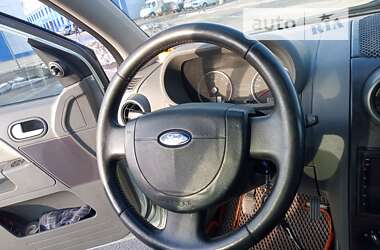 Хэтчбек Ford Fusion 2003 в Черкассах