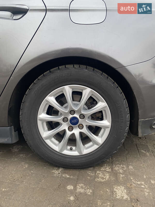 Седан Ford Fusion 2014 в Покрове