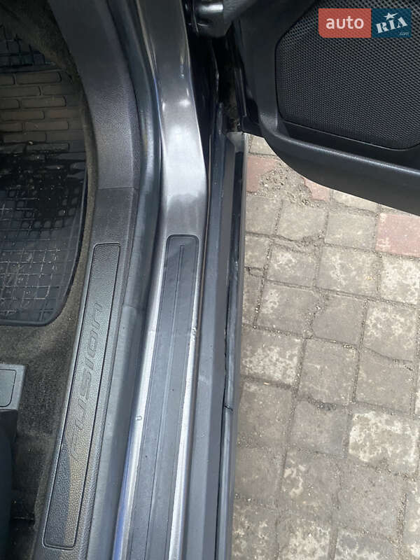 Седан Ford Fusion 2014 в Покрове