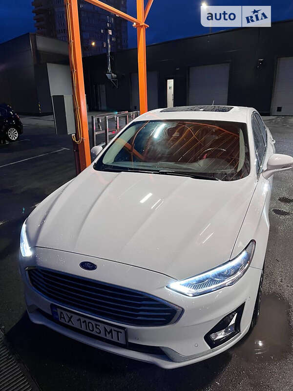 Седан Ford Fusion 2017 в Харкові