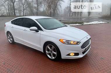 Седан Ford Fusion 2015 в Кременчуге