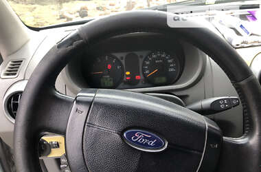 Хэтчбек Ford Fusion 2002 в Рокитном