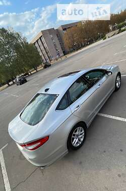 Седан Ford Fusion 2013 в Кривому Розі