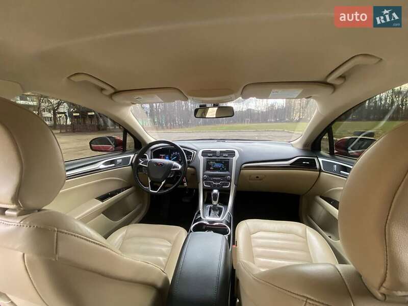 Седан Ford Fusion 2015 в Івано-Франківську