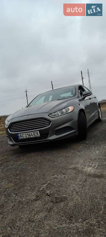 Седан Ford Fusion 2012 в Маневичах