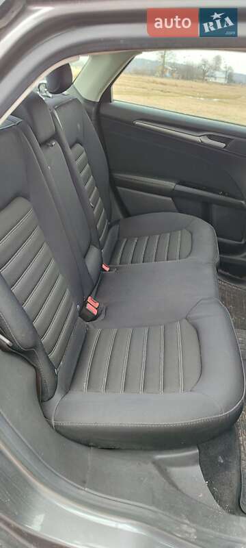 Седан Ford Fusion 2012 в Маневичах