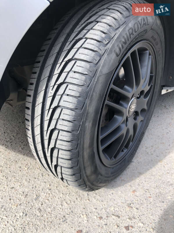 Хэтчбек Ford Fusion 2007 в Запорожье фото 6 Хэтчбек Ford Fusion 2007 в Запорожье