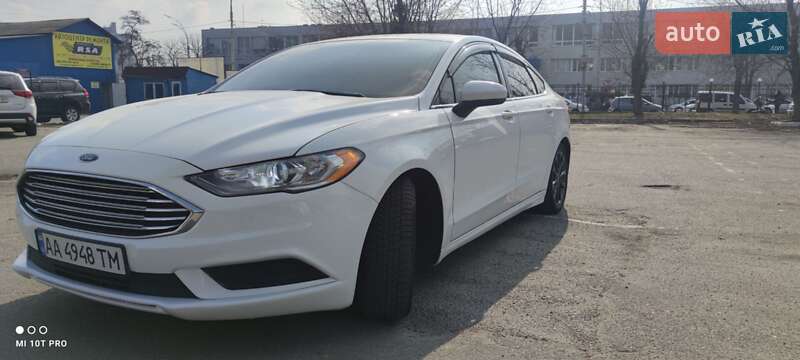 Седан Ford Fusion 2016 в Киеве