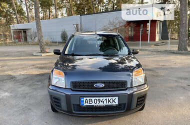 Хэтчбек Ford Fusion 2005 в Виннице