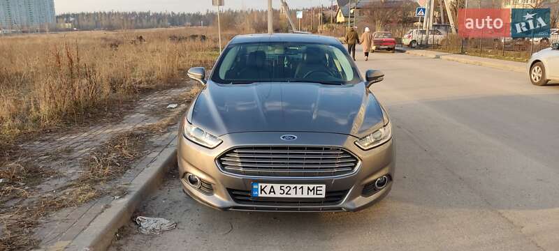 Седан Ford Fusion 2013 в Києві