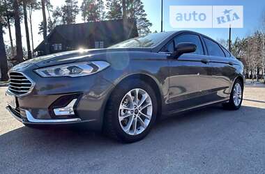 Седан Ford Fusion 2020 в Виннице