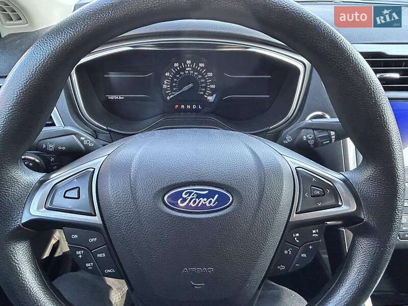 Седан Ford Fusion 2020 в Виннице