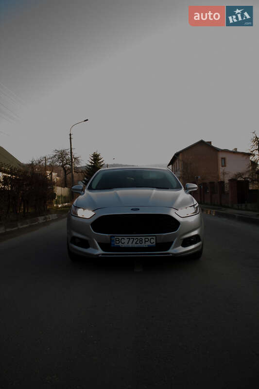 Ford Fusion 2015