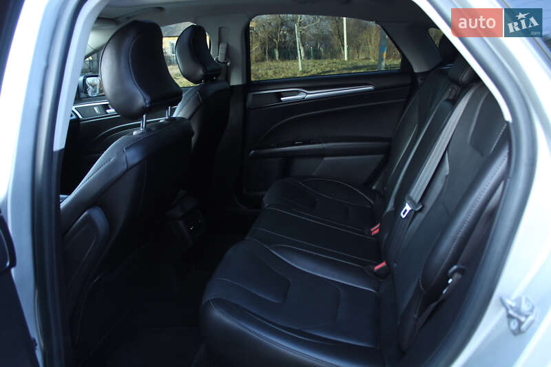 Седан Ford Fusion 2015 в Бориславе