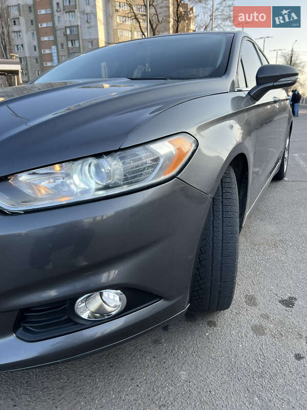 Седан Ford Fusion 2014 в Миколаєві