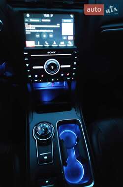 Седан Ford Fusion 2018 в 