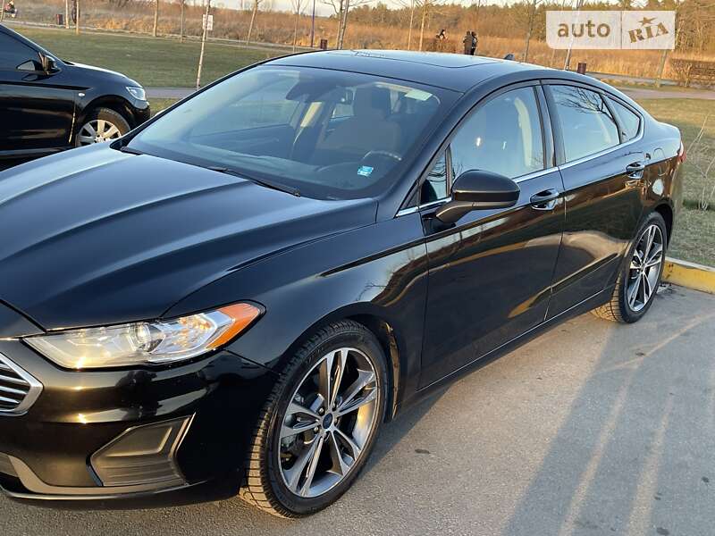 Седан Ford Fusion 2020 в Киеве