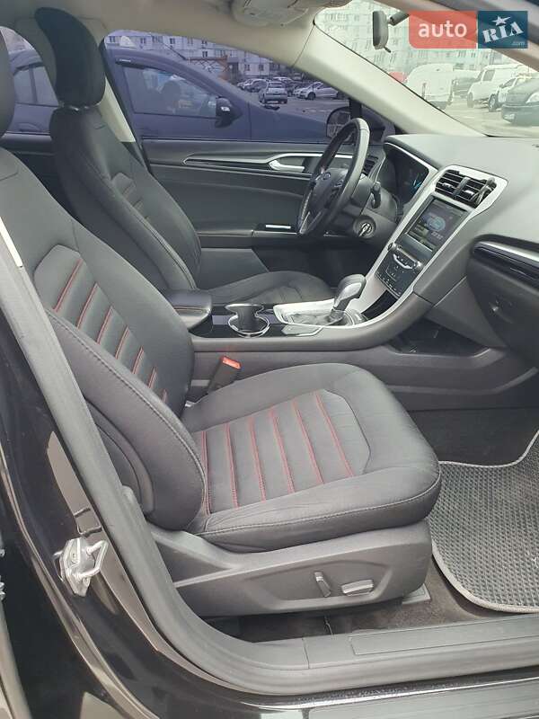 Седан Ford Fusion 2014 в Киеве