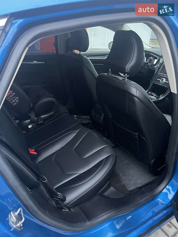 Седан Ford Fusion 2019 в Днепре