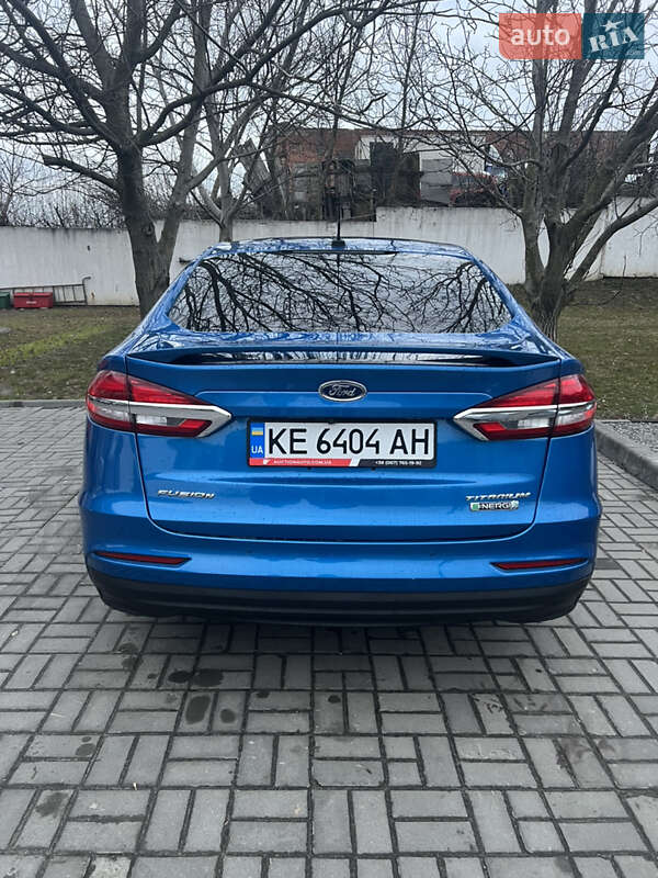 Седан Ford Fusion 2019 в Днепре