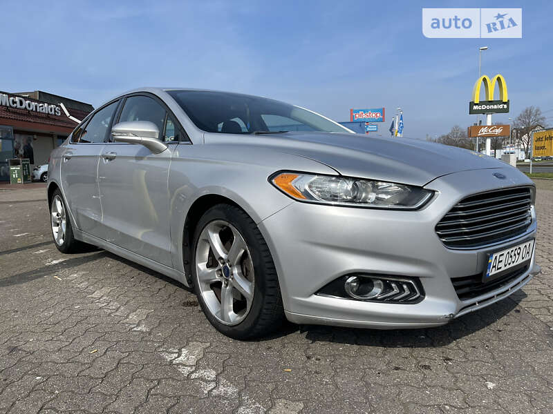 Седан Ford Fusion 2016 в Днепре