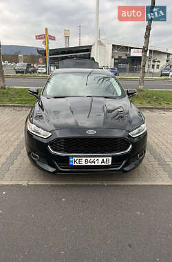Седан Ford Fusion 2014 в 