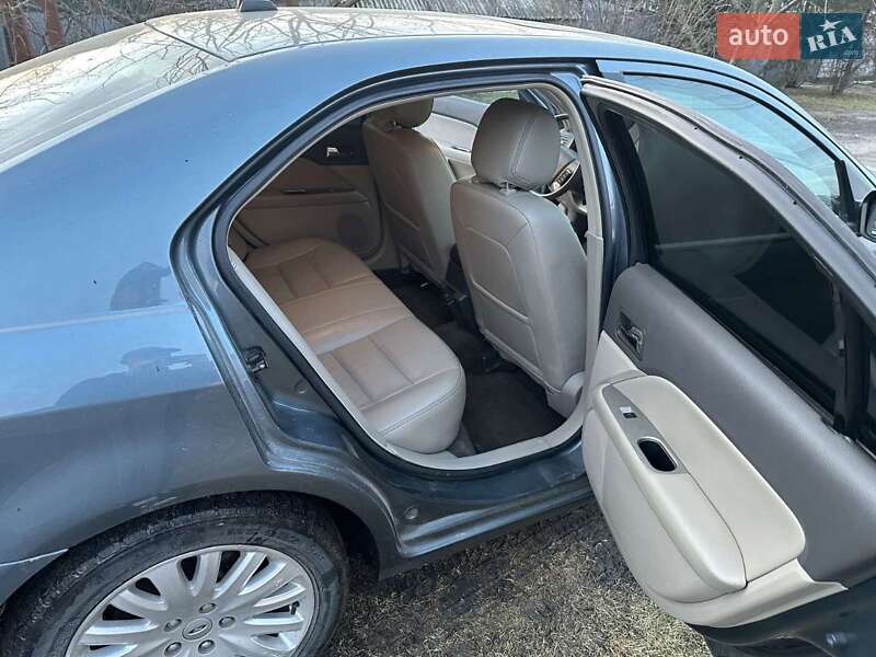 Седан Ford Fusion 2012 в Яготине