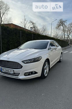 Седан Ford Fusion 2015 в Киеве