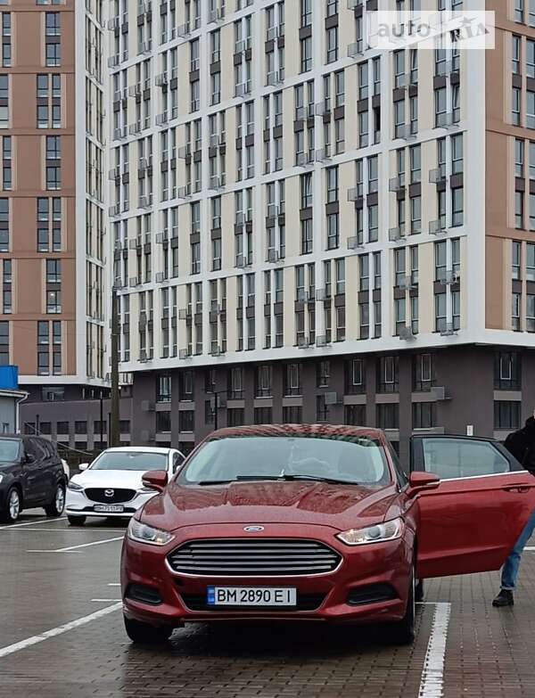 Седан Ford Fusion 2013 в Сумах