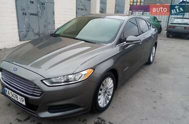 Седан Ford Fusion 2014 в 