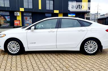 Седан Ford Fusion 2015 в Івано-Франківську