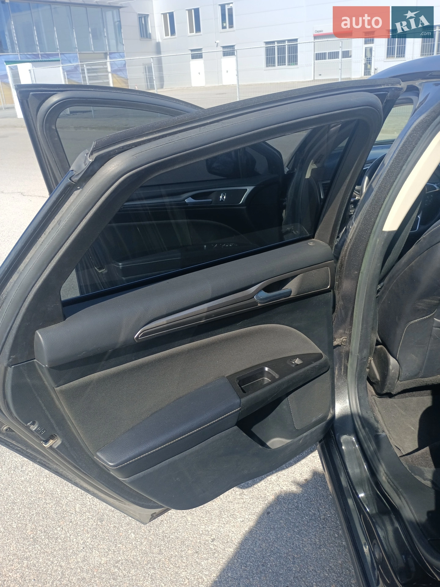 2016 Ford Fusion - мініатюра 17