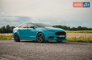 Седан Ford Fusion 2013 в Львове