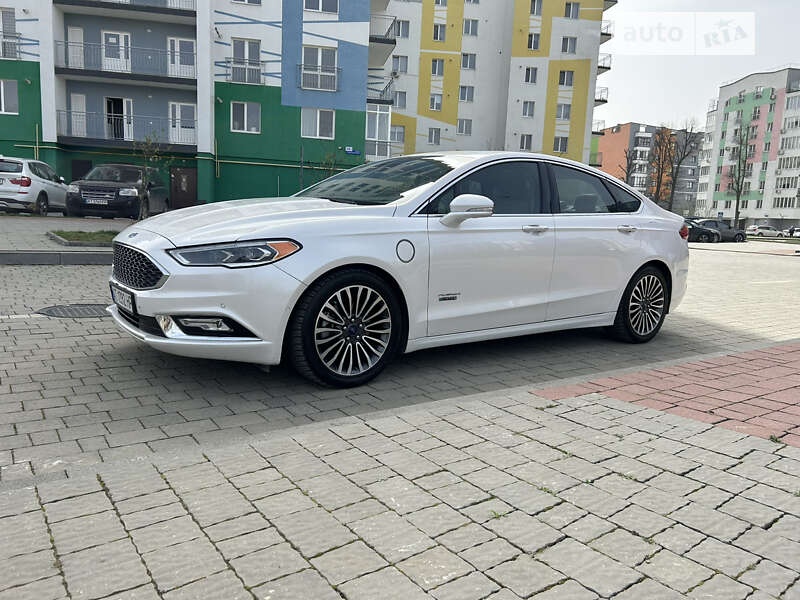Седан Ford Fusion 2016 в Ивано-Франковске