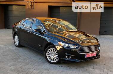 Седан Ford Fusion 2013 в Калуші