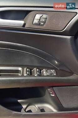 Седан Ford Fusion 2019 в 