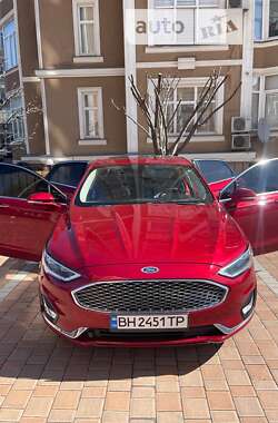 Седан Ford Fusion 2019 в Одесі