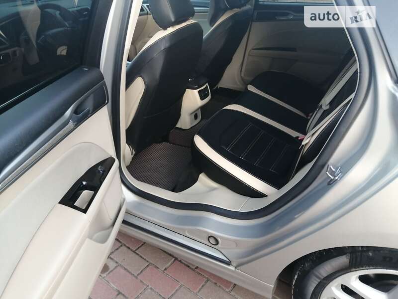 Седан Ford Fusion 2015 в Киеве