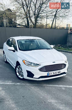 Ford Fusion 2019